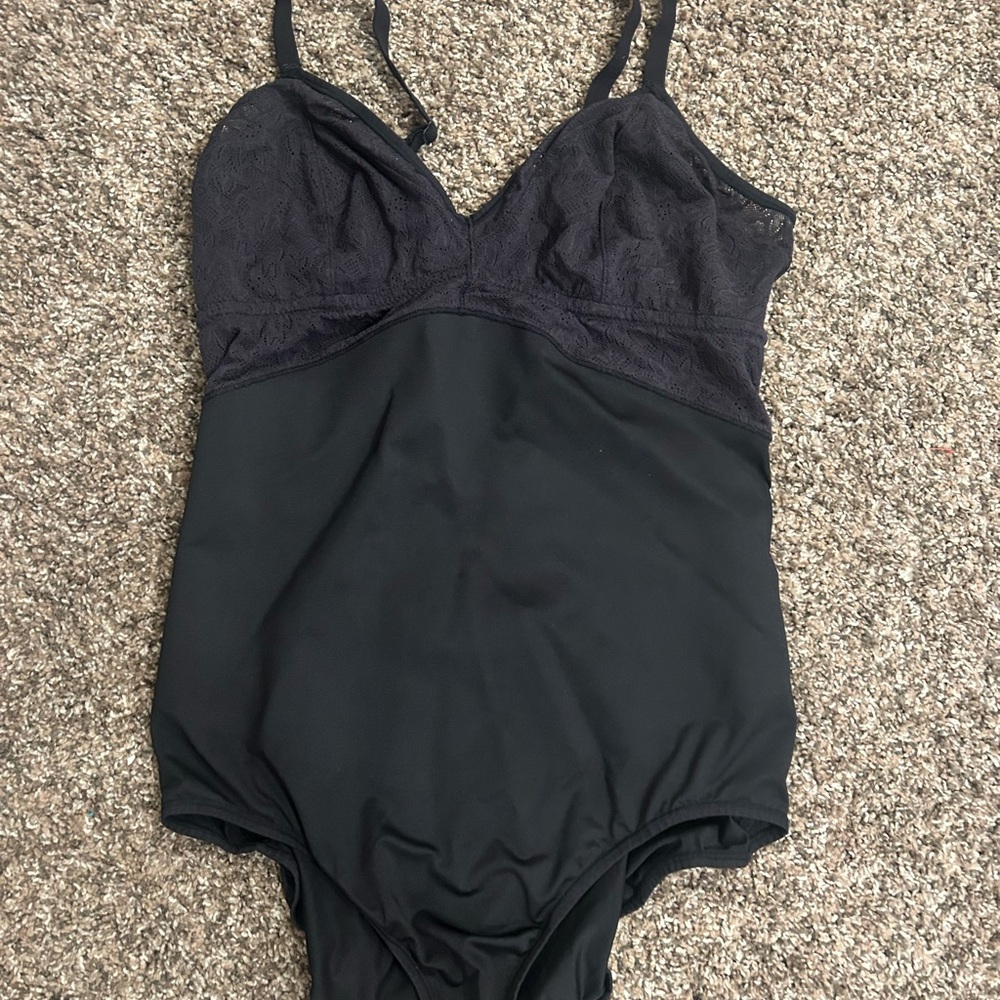 Women’s shapewear